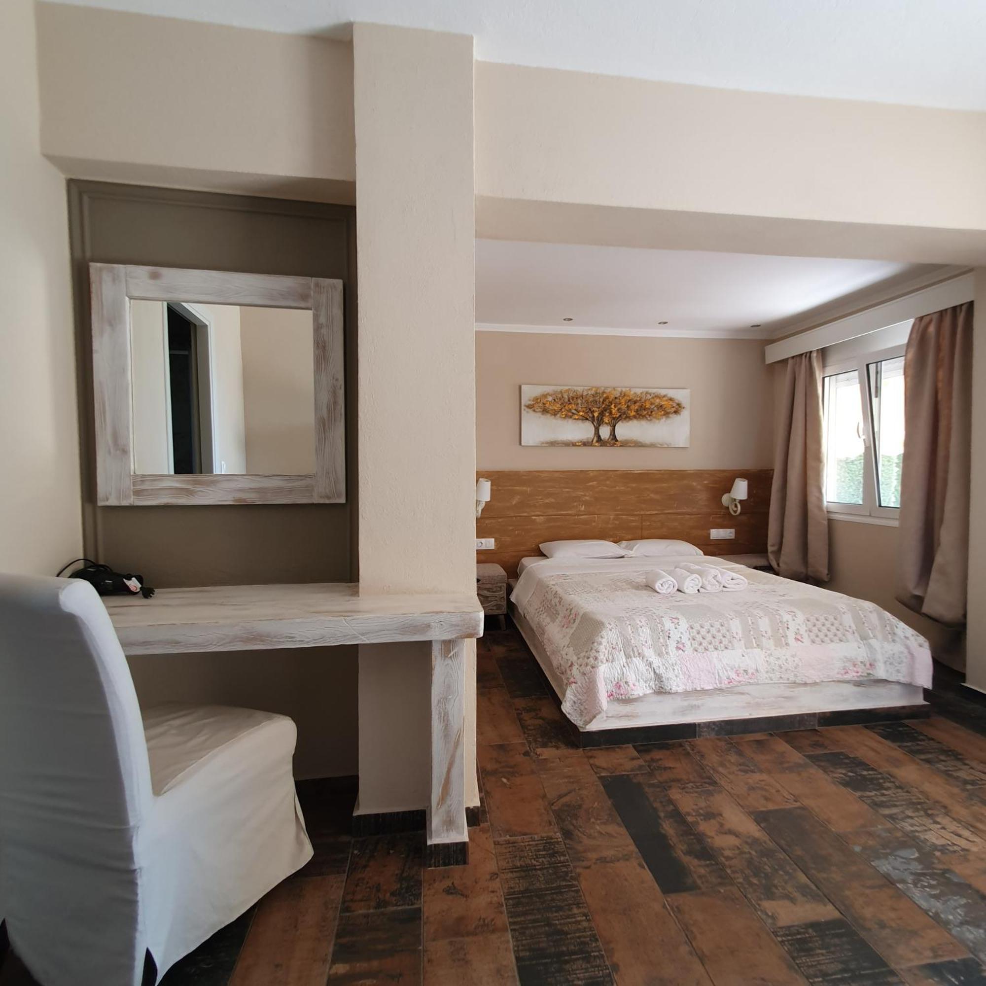 Agrili Apartments & Rooms Elia Nikitis Værelse billede